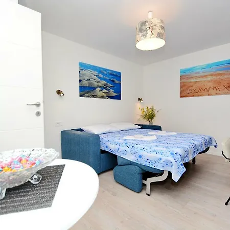 Apartament Frana *
