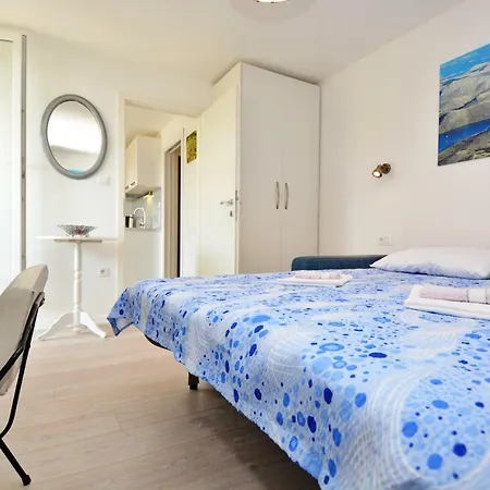 Apartment Frana