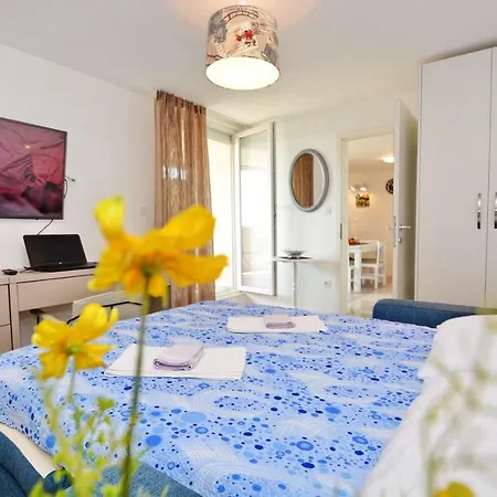 Frana Apartment